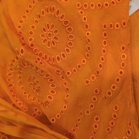 Marciano orange 100% silk halter top with embroidered eyelets - Picture 6 of 7